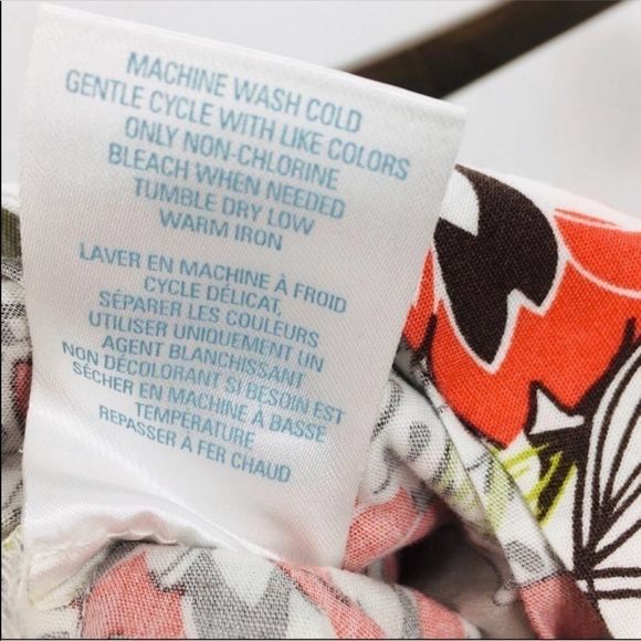 4/$45 | TRES YOU | Orange Floral Pleated Skirt | Medium - Picture 5 of 7